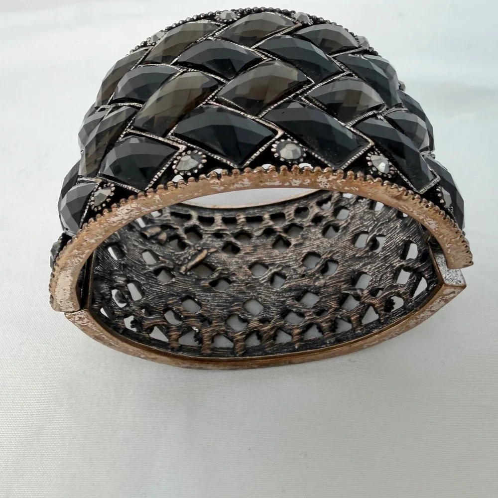 Vintage Bronze Tone Black Smoky Crystal Hinged Cuff Bracelet Woven Chic 103-183
